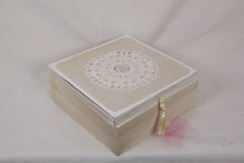 Load image into Gallery viewer, 20CM MANDALA BOX WITH TASSEL